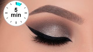 5 MINUTE Silver Smokey Eye Tutorial  3 palette 😱 [upl. by Ander]