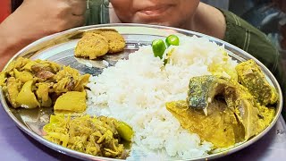 BIGBITES EATING RICE WITH KACHKI MACHER CHORCHORI MACHER DIMER BORA ILLISH MACH [upl. by Allmon]