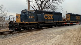 Fowlerville MI  CSX train swaps out hopper cars at plastic plant [upl. by Kelleher]