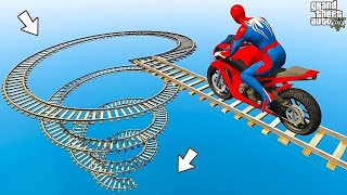 الأبطال الخارقين على القضبان دوامة قمع جسر  SPIDERMAN on Motorcycle in Spiral Bridge Stunt Ride [upl. by Nosreve]