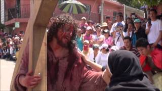 Escenas del Viacrucis Viviente 2014 Parroquia Nuestra Señora de la Merced León Gto [upl. by Navoj]