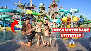 WE GAAN EEN MEGA GROOT WATERPARK UITTESTEN 💦  LAKAP JUNIOR [upl. by Wein]