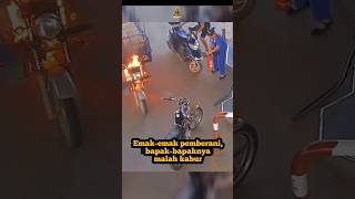 Emakemak jago vs bapakbapak lemah emakemak trending shortsviral [upl. by Buzzell]