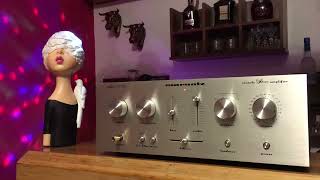 Marantz 1050 70er Console Stereo Amplifier [upl. by Yznil976]