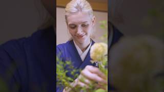 【Do Tokyo 】Ikebana flower arranging in Tokyo [upl. by Wertz]