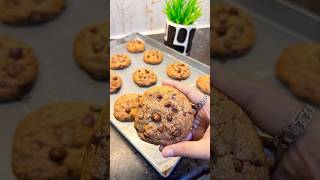 Chocolate Chip Cookies food shortsfeed chocolate short [upl. by Carly367]