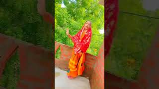 Lalki chunariya odh ke song bhojpuri anushkaprajapati shortvideo [upl. by Ylurt]