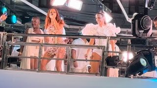 Ivete Sangalo e Anitta  Carnaval de Salvador 2024 [upl. by Mcarthur278]