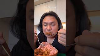 Keanu Mukbang Lontong buatan mamanya dara keanuagl keanu mukbang [upl. by Ellehcyar]