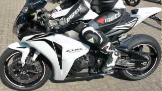 Honda CBR 1000 Fireblade 2008 Start Up and Exhaust Sound [upl. by Tyika675]