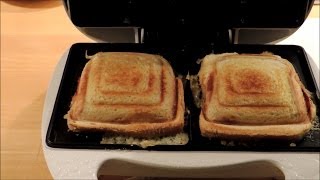 Cheese and ham toast in a sandwich maker Melissa toaster [upl. by Gnaig]