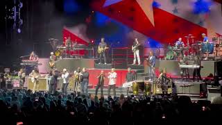 Chicago with Earth Wind and Fire LIVE “Free” [upl. by Anner]