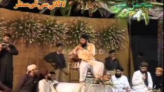 Hazrat Owais Raza Qadri Sb  MehfileNoor on 26 August 2006 at Data Darbar [upl. by Haskins29]