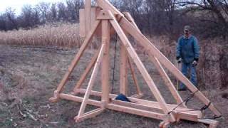 trebuchet catapult throwing pumpkin [upl. by Hanako]