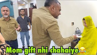 Mama ko papa se gift nhi chahaiye😂  papa ghussa hogai🥲 funny vlog😂 [upl. by Assela]