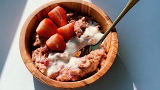 Strawberry Cheesecake Oatmeal 🍓 Quick sweet breakfast [upl. by Marlow]