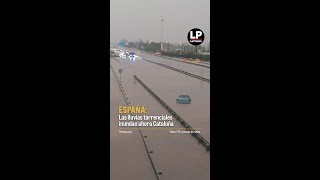 Lluvias inundan Barcelona y fuerzan la suspensión de vuelos trenes y cierres de carreteras [upl. by Areivax93]