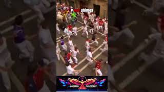 quotViva San Fermín pura tradición y festejo que une Pamplonaquot [upl. by Ignatius]