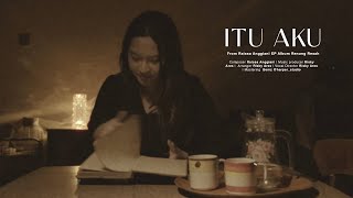 Raissa Anggiani  Itu Aku Official Lyric Video [upl. by Doubler]