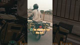 Road ke side kya ho rha hai shortvideo youtubeshorts ytshorts comedy music cute [upl. by Iphlgenia]