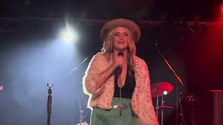 Elles Bailey  Enjoy The Ride Live 31124 [upl. by Yssirc]