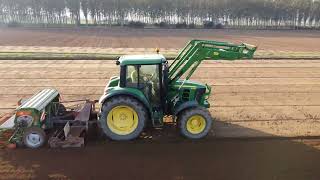 Seminaseeding frumento tenero di forza John Deere e Amazone [upl. by Merrow369]