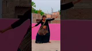 Odhani Sar Sar Sarke viralreels dance viralvideo viralshort bhojpurisong youtubeshorts 👌👌🔥🔥💃 [upl. by Smiga]