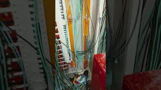 Fechamento de quadro trifásico 220v eletricaresidencial eletricistanaobra oquefazernaquarentena [upl. by Marcelia]