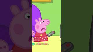 Peppa contre George LesHistoiresdePeppaPig PeppaPig Shorts [upl. by Anialam335]