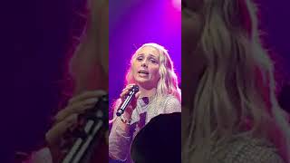 Viivi  Hyväuskoinen live  Victoria I October 30th 2024 [upl. by As229]