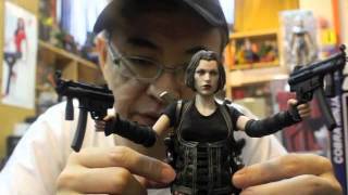 2011 UNBOXINGDAY EP 9 Resident Evil Afterlife Alice [upl. by Enialb]