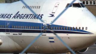 Jumbo 747 Aerolineas Argentinas 19762011 [upl. by Kale591]