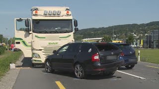 Bürglen TG Unfall mit vier Fahrzeugen [upl. by Philipp]