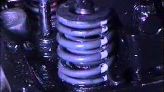 Valve spring 8500 rpm [upl. by Inafetse789]