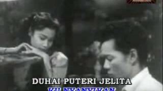 TIDURLAH WAHAI PERMAISURI  Karaoke versi filem quotPutus Harapanquot 1953 [upl. by Knitter977]