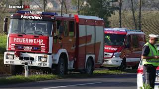 Mopedauto überschlug sich bei Pasching nach Unfall in angrenzendes Feld [upl. by Aneekahs]