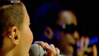 Tinchy Stryder feat Amelle Berrabah  Never Leave You LIVE  TMF Sessions [upl. by Rossner]