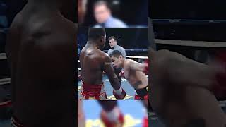 When Broner messed with Maidana 😲 [upl. by Lekcim191]