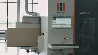 Machines CNC verticales pour lusinage du bois  Série EVOLUTION de HOLZHER [upl. by Adnohs]