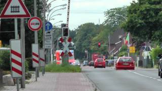 RTW 5832 Feuerwehr Gronau mit blaulicht nach einsatz [upl. by Assirek]