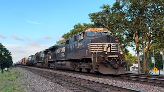 BNSF HNSINTW flies westward thru La Grange with a D9 duo 72824 [upl. by Auhsohey81]