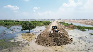 Professionals Operator Bulldozer LPG Dozer SHANTUI DH17C2 Rock Dirt Pushing Build New Road [upl. by Arabele]