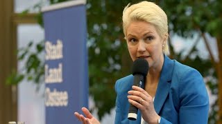 Ministerpräsidentin Schwesig mit guten Chancen auf Wiederwahl [upl. by Rickie]