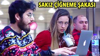 MİDE BULANDIRAN SAKIZ ÇİĞNEME ŞAKASI [upl. by Nnahtur246]