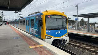 A trip from Craigieburn to Flinders Street [upl. by Dickens]