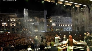 Nomadi  Io Vagabondo Live Performance in Piazza Duomo Milano [upl. by Fredi900]