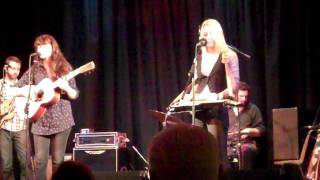 Larkin Poe  quotShadows Of Ourselvesquot Kelvedon Institute 221111 [upl. by Romeyn]