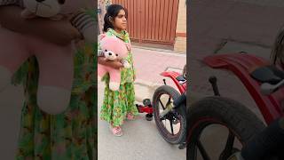 Minsa ko buhat gussa a gya bike he tor defunny comedy shorts short viralshort tranding [upl. by Onitram]