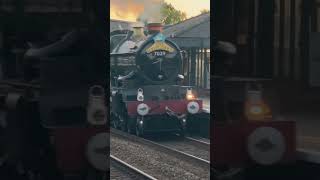 7029 and 5043 fly through Tiverton Parkway train trainspotting railway [upl. by Hashimoto]