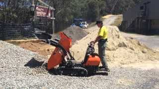 Makinex Cormidi C85  Mini Tracked Dumper Self loading [upl. by Harbot57]